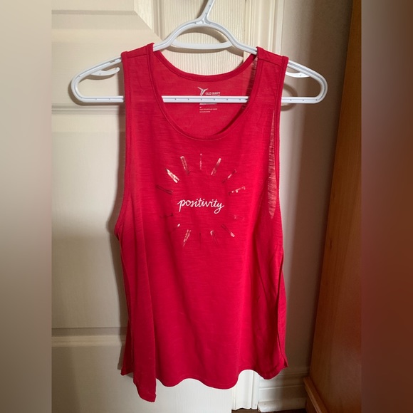 **2 for $20**🛍️ OLD NAVY Red Workout Tank Medium - Picture 2 of 6